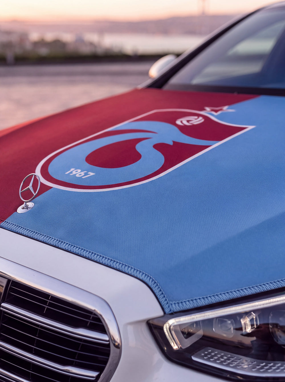 Trabzonspor Kaput Bayrağı