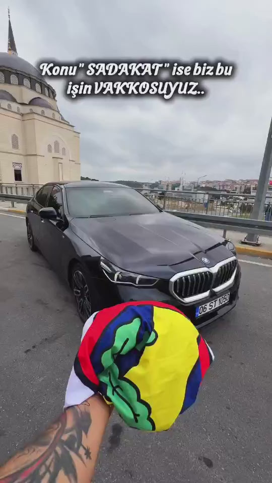 Fenerbahçe kaput bayrağı videosu